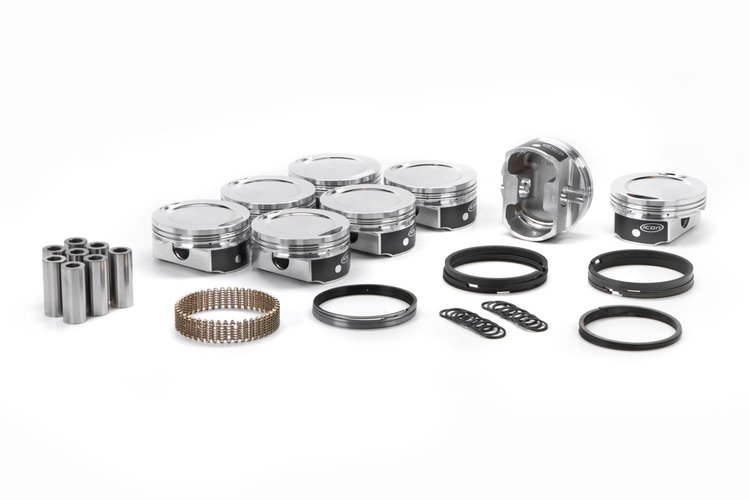 PIST SET W/RINGS CHRY 6.1
