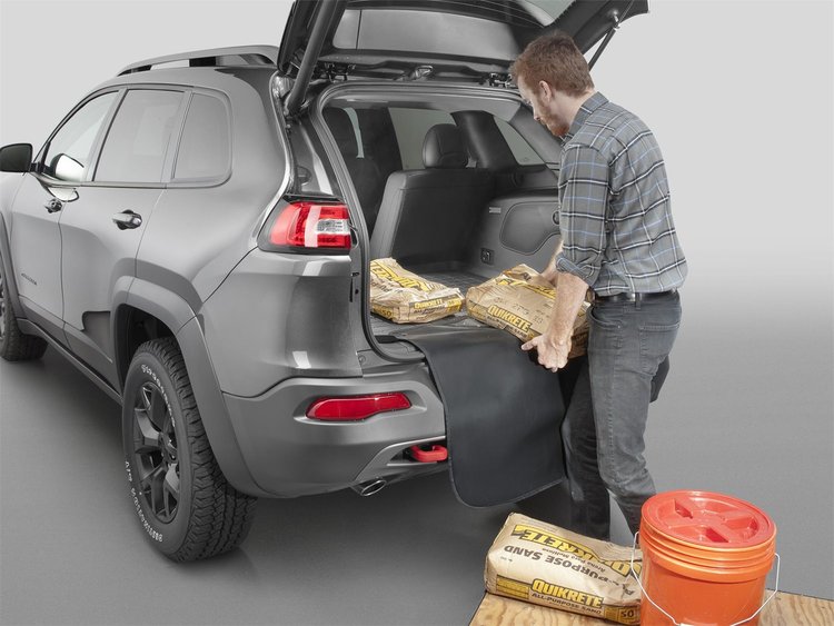 CARGO AREA LINER