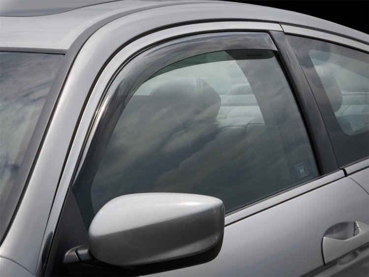WINDOW DEFLECTORS