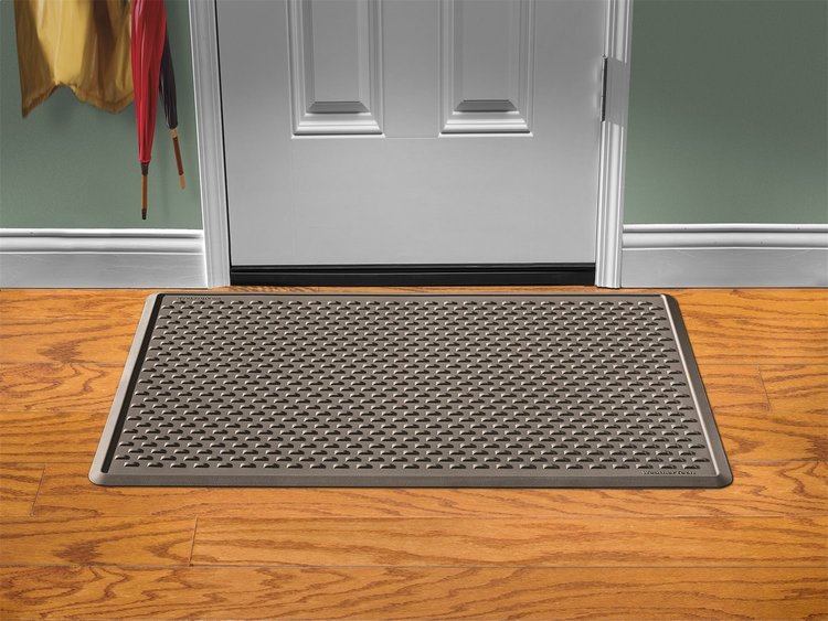 INDOOR MAT
