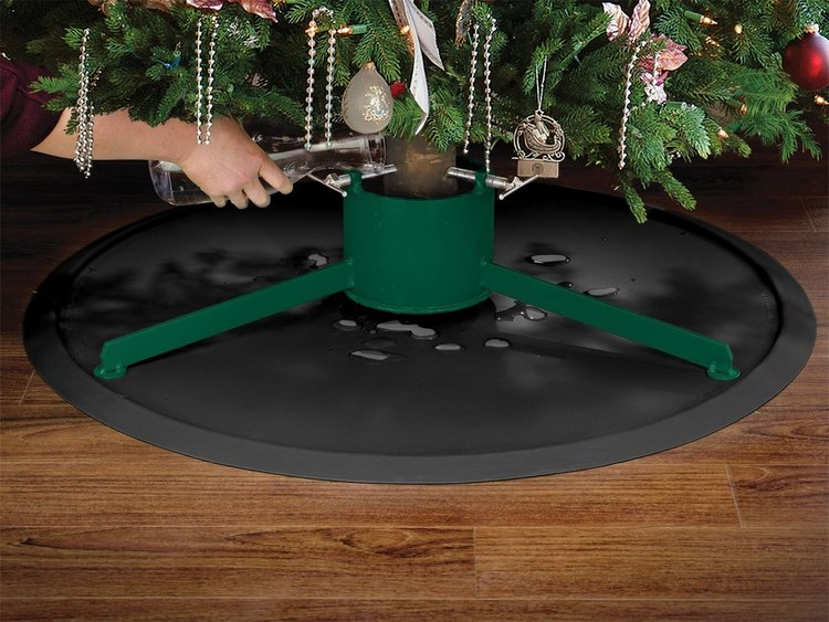 Christmas Tree Mat Utility Mat for Most Cars, Trucks & SUVs