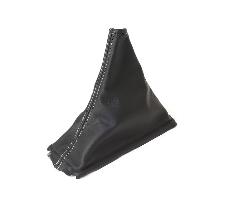 215065 Leather Shift Boot, 1989-1996 Chevy Corvette, Black W/White Stitching, Manual Transmission