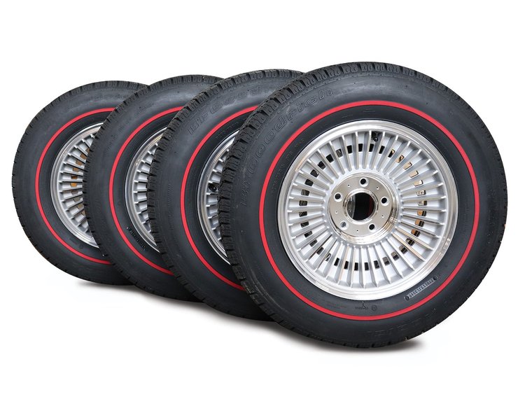 22784 Direct-Bolt Knock-Off Wheel & Tire Package, 1963-1964 Chevy Corvette, Redline Radial Tires