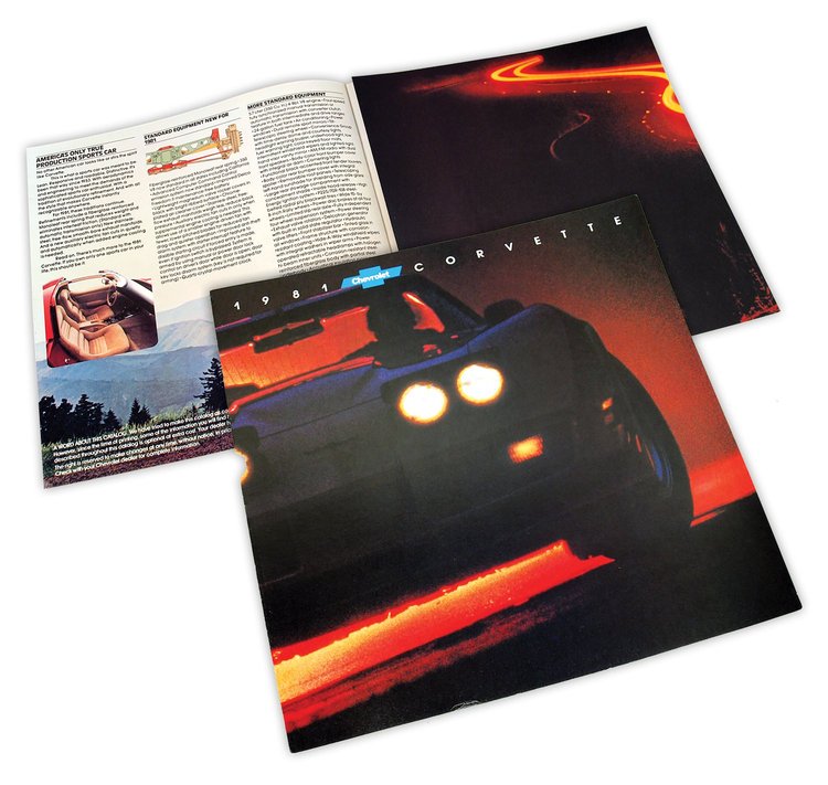 25861 Sales Brochure, 1981-1981 Chevy Corvette, Corvette, 1st Edition