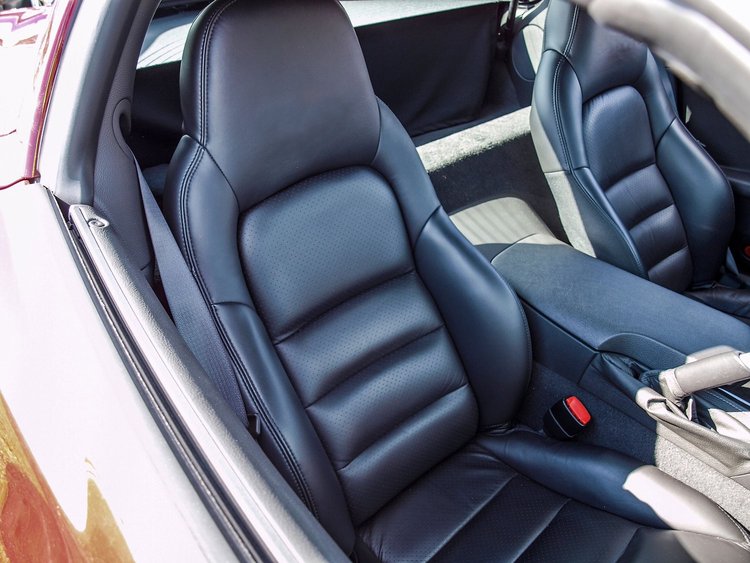 485795 Leather Standard Seat Covers W/Vinyl Trim, 2005-2011 Chevy Corvette, Ebony
