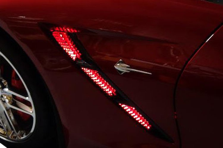 75541 Side Fender Vent LED Strip Lighting W/On/Off Switch, 2014-2019 Chevy Corvette, White