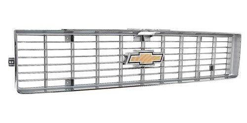 152659 1973-74 Chevy Pickup, Blazer, Suburban, Grill Asembly, w/Bow Tie Emblem, Argent w/Chrome Accents