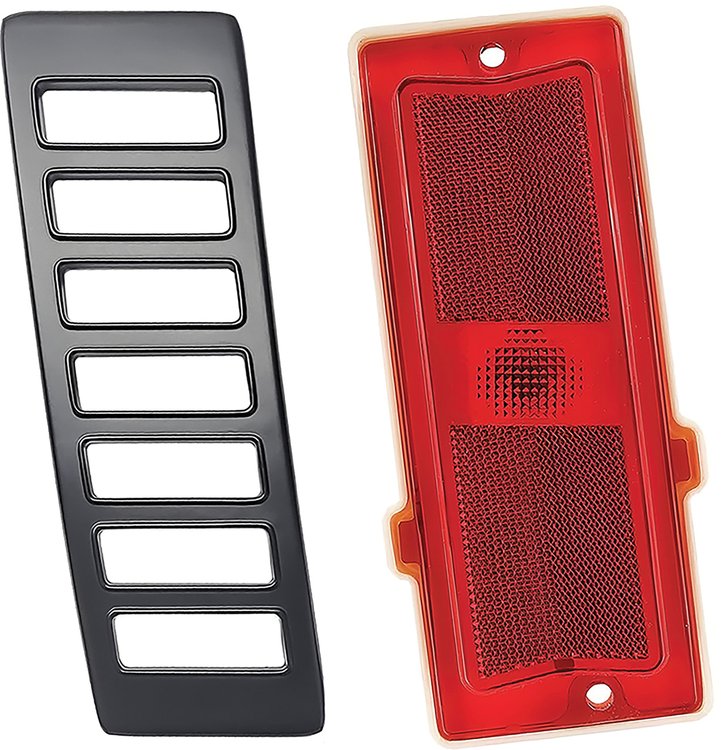 917102A Rear Side Marker Lamp and Bezel Assembly for 1970-1972 Chevy Chevelle, Malibu [Right/Passenger Side]