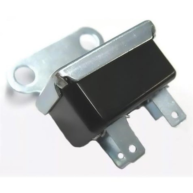 EL10925Z Horn Relay for 1965-1967 Pontiac GTO, LeMans, 1965-1968 Buick Skylark