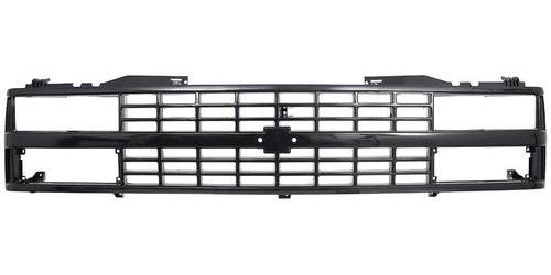 T70055 Grille for 1988-1993 Chevy Truck, 1992-1993 Blazer, Suburban [with Dual Headlamps, Black]