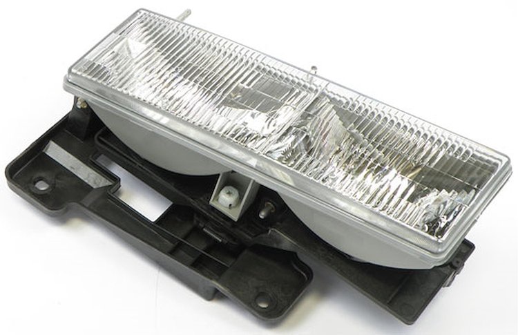 T70083 1988-2002 Chevrolet, GMC GMT400 Truck, SUV; Headlamp Assembly; With Bulb; RH Passenger Side