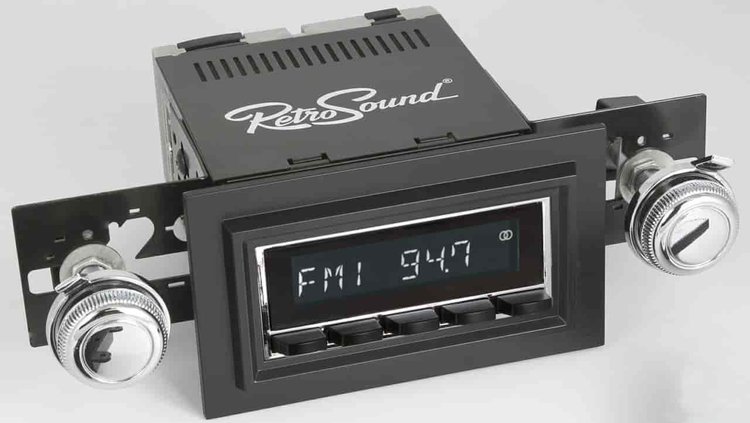 Motor2 Bluetooth Radio 1968-1979 Ford F-Series Truck & Broncos, 1970-1972 Oldsmobile Cutlass, 1973-1975 Pontiac Grand Ville