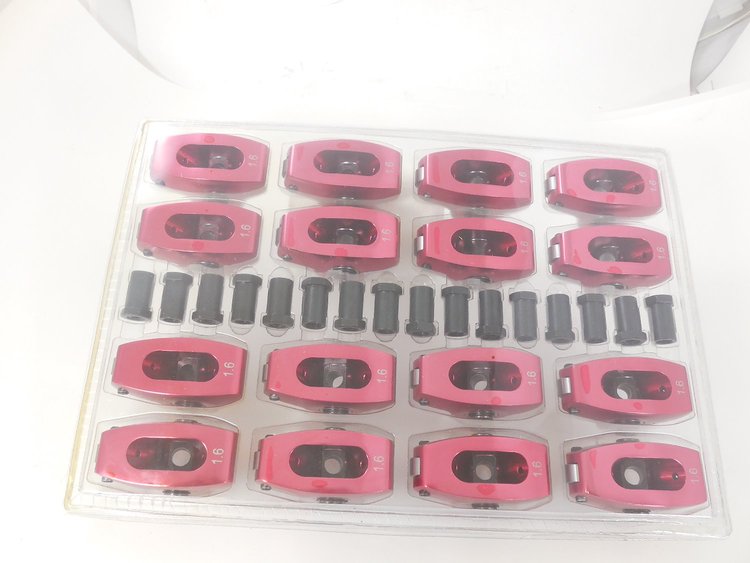 R3018 Full Roller Rocker Arms, SBF Aluminum – Red