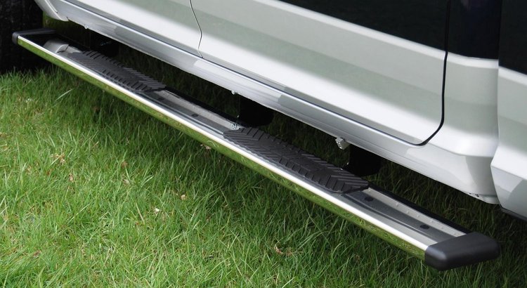 Fusion Oval Running Boards for Various Applications
