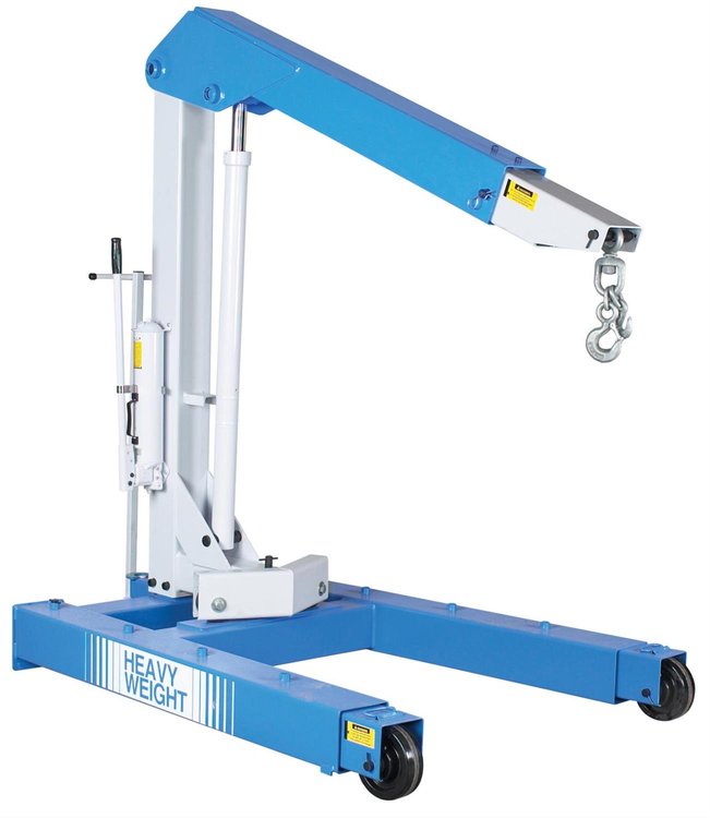 1813 6000 Lb Capacity Floor Crane w/ Hand Pump