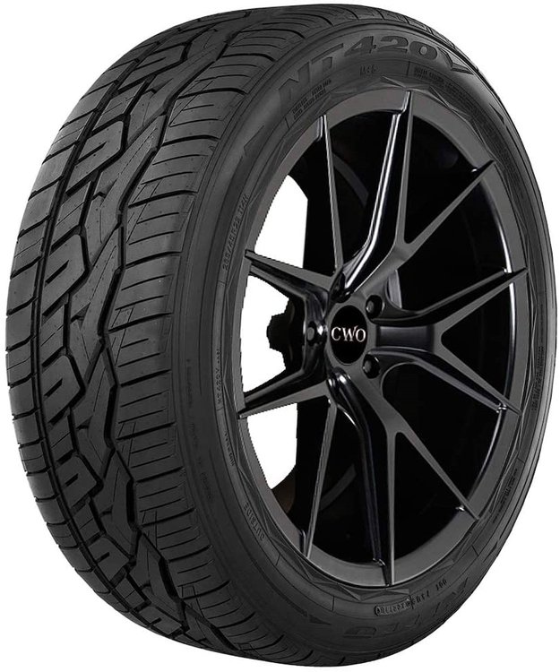 420V 275/45R22 112V XL