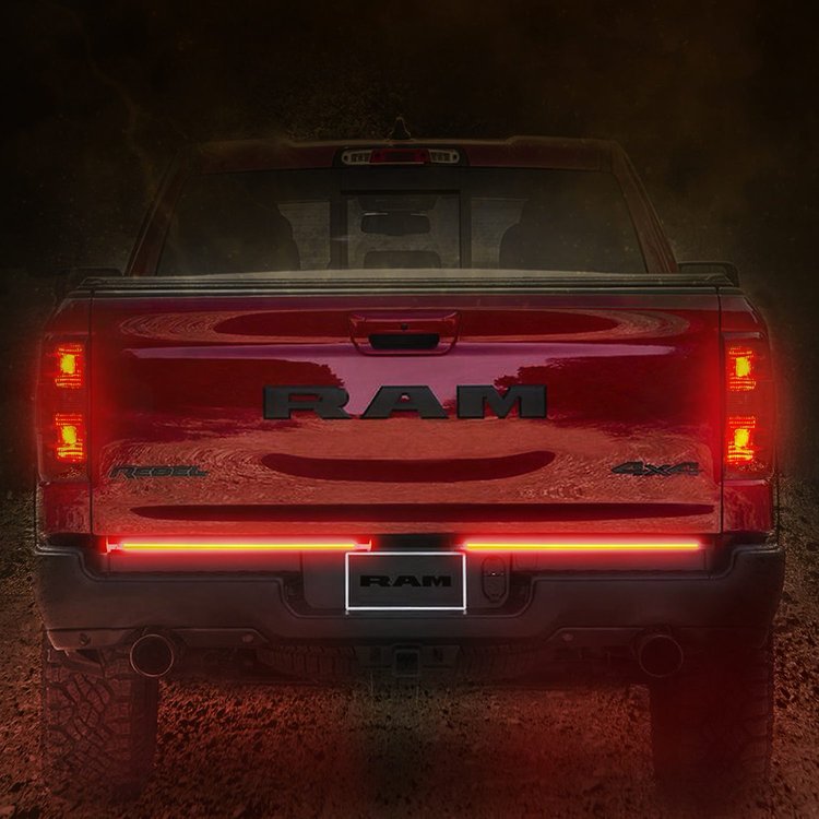 BLADE LED Tailgate Bar