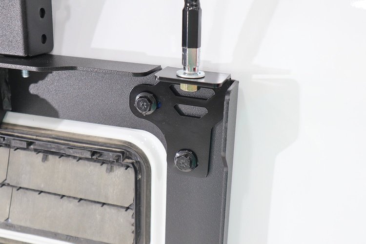 BCB2101 Destroyer CB Antenna Mount Fits Select Ford Bronco [Black Powder Coated]