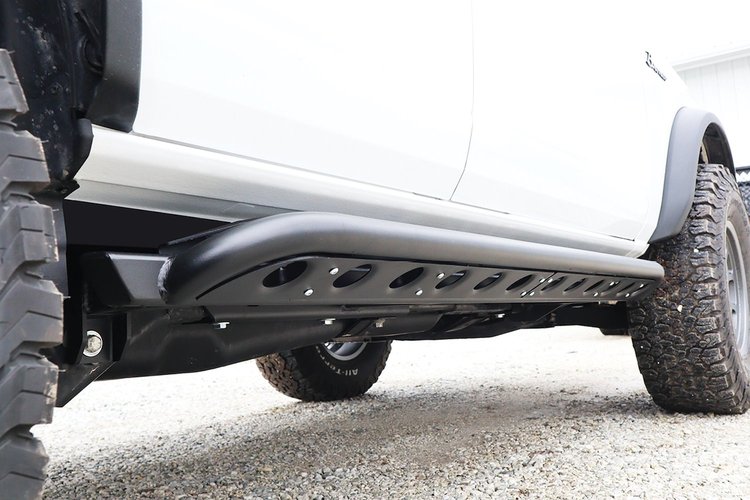 BRS2141 Bronco Signature-Series 4-Door Rocksliders Fits Select Ford Bronco [Black Powder Coated]