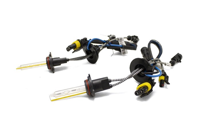 9006QS6K 9006 5,500 Kelvin Super Quick Start HID CANBUS Bulb, Pair, High Quality Glass, Metal Base & Shielded Cable