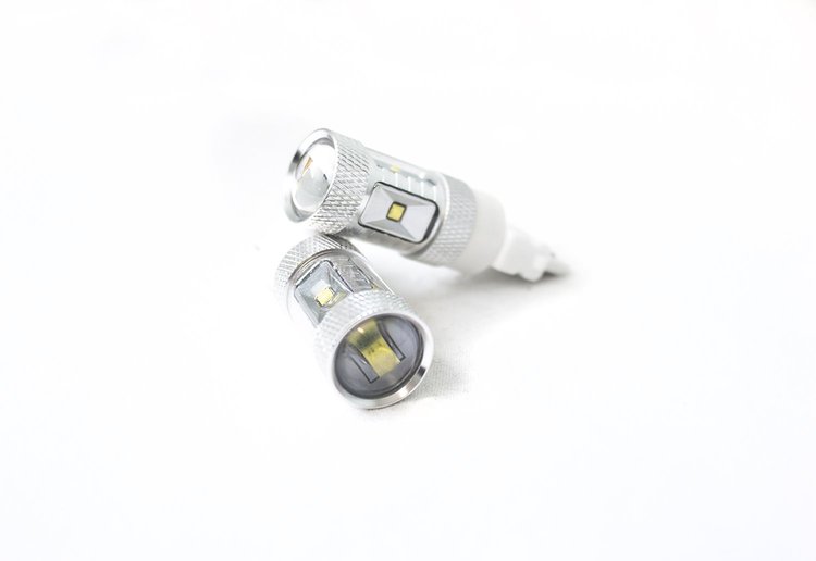 RS3157HPW Hi-Power Super Bright, 3157 White BLAST-Series LED Repalcement Bulb, Pair