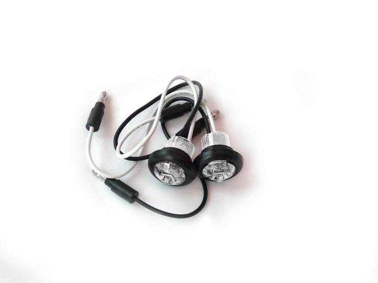 RS-.75-GW Truck & Trailer LED, .75 in. Round White, w/ Grommet, Pair