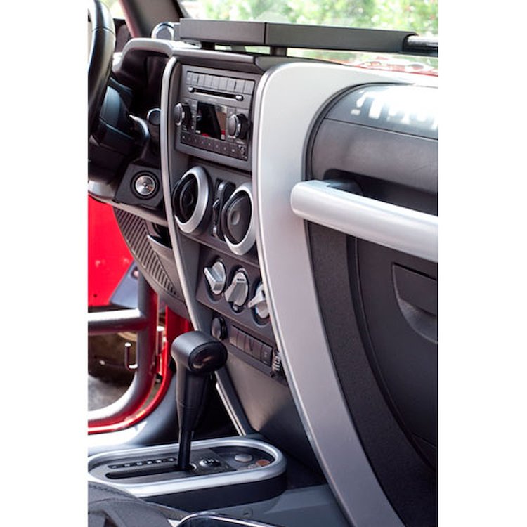 CENTER DASH ACCENT