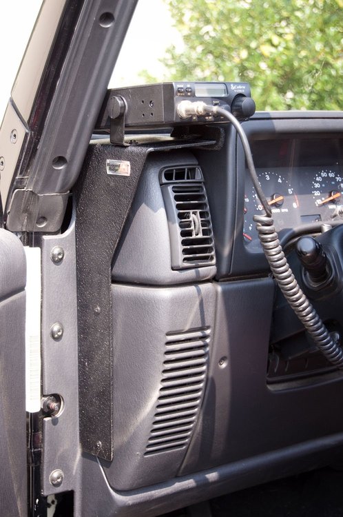 CB RADIO DASH MOUNT