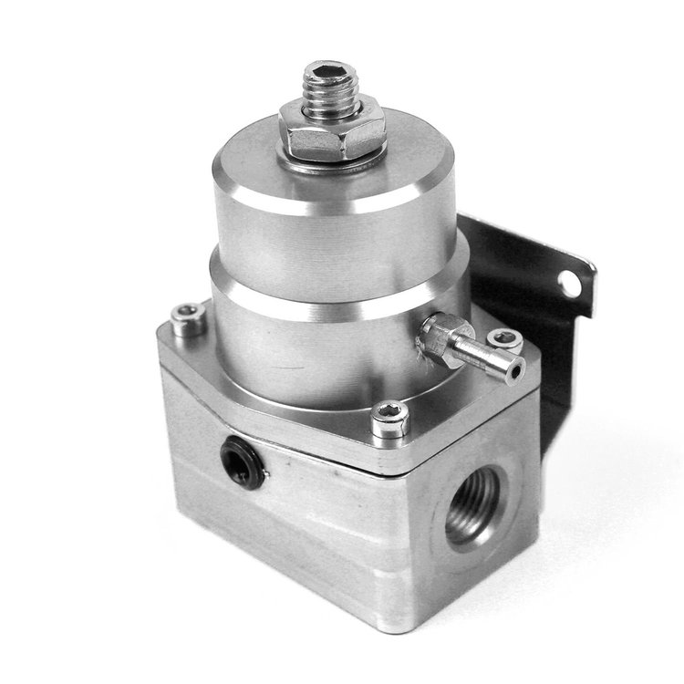 Universal - 6 AN EFI Fuel Pressure Regulator Silver