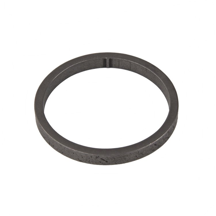 SPACER RING