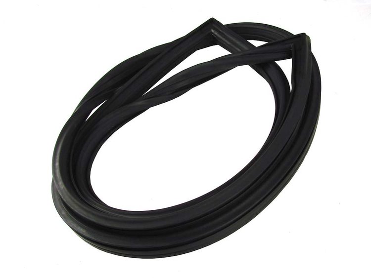 79710 21001 Rear Window Seal for 1968-1973 Nissan 510
