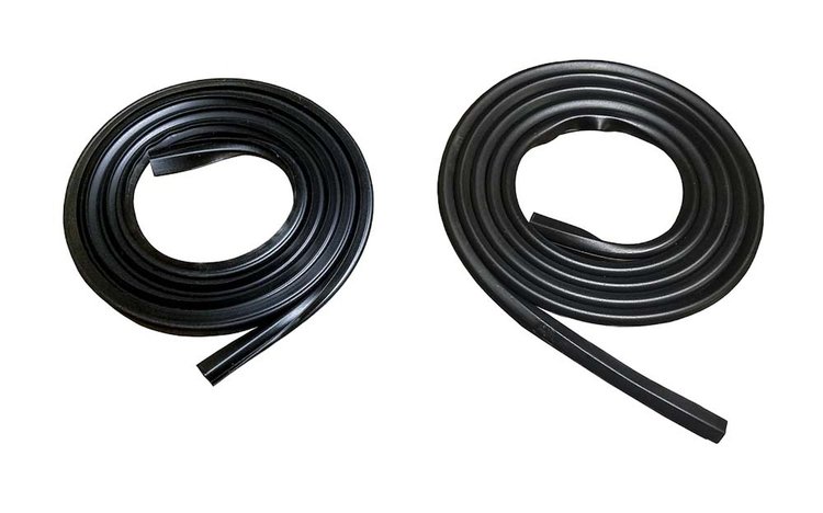 BKT DB9845 Rear Window Molding for 2001-2007 Chrysler Town & Country, 2001-2007 Dodge Caravan, 2000-2000 Plymouth Voyager