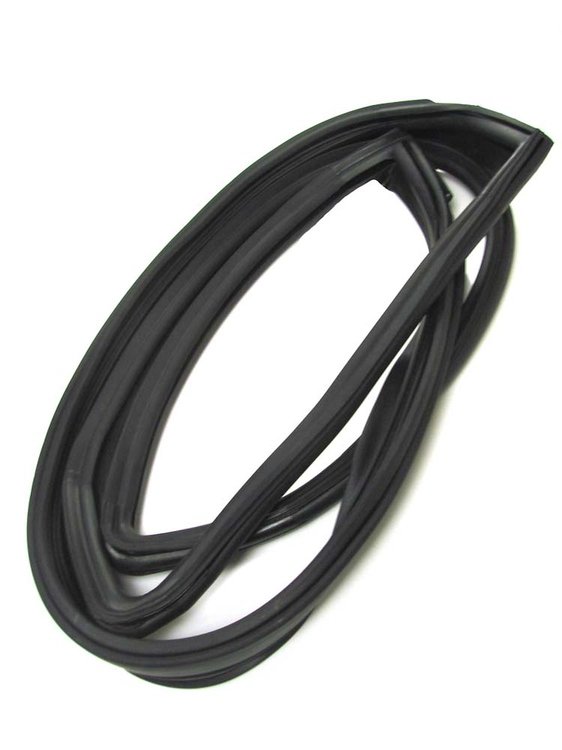 WCR D690 A Windshield Seal for 1968-1968 Dodge Dart, 1969-1969 Dodge Dart, 1967-1969 Plymouth Barracuda