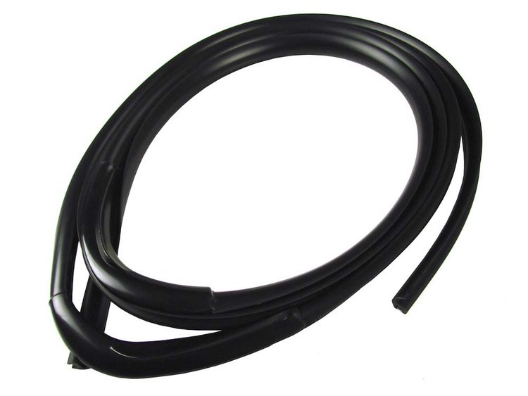 WFS D1231 Windshield Molding for 1996-2006 Isuzu NPR, 1995-2007 Chevy W3500 Tiltmaster, 1995-2007 Chevy W4500 Tiltmaster