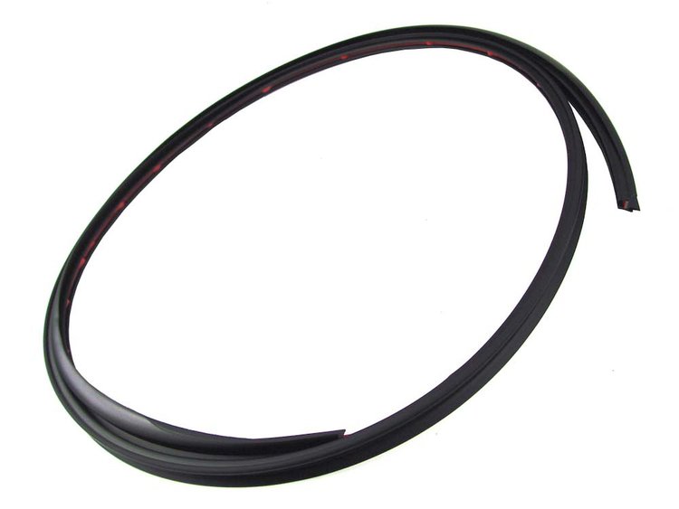 WFS F2105 Windshield Molding for 1999-2005 Suzuki Grand Vitara, 1999-2004 Suzuki Vitara, 2002-2005 Suzuki XL-7
