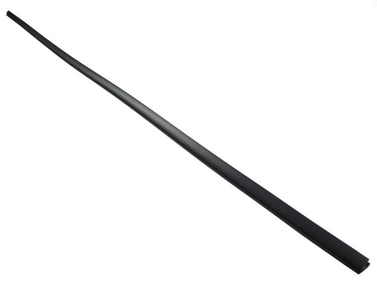 WFT F2514 Windshield Molding for 2005-2009 Land Rover LR3