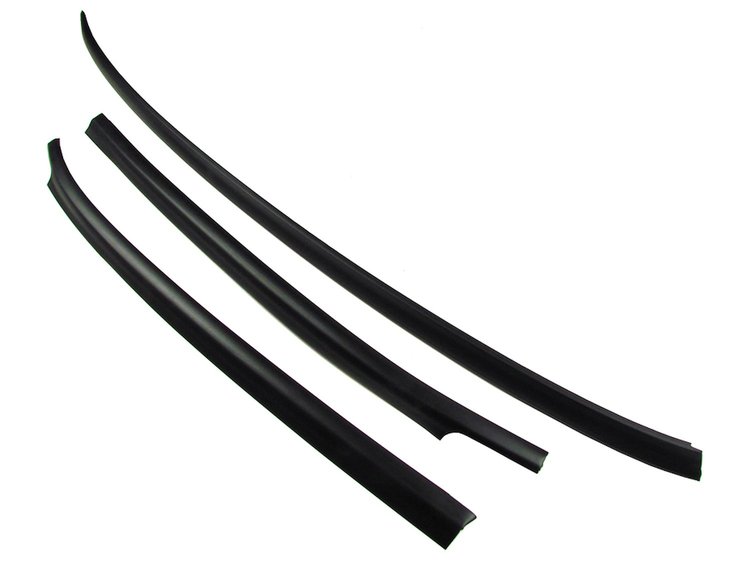 2 DR COUPE - WINDSHIELD M