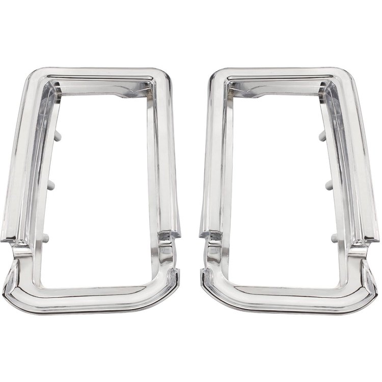 Bezel Tail Lamp 1966 Cutlass/442