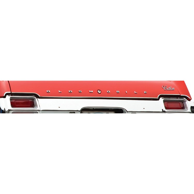 Molding Set Trunk Lid 1970-72 Cutlass S /4-4-2