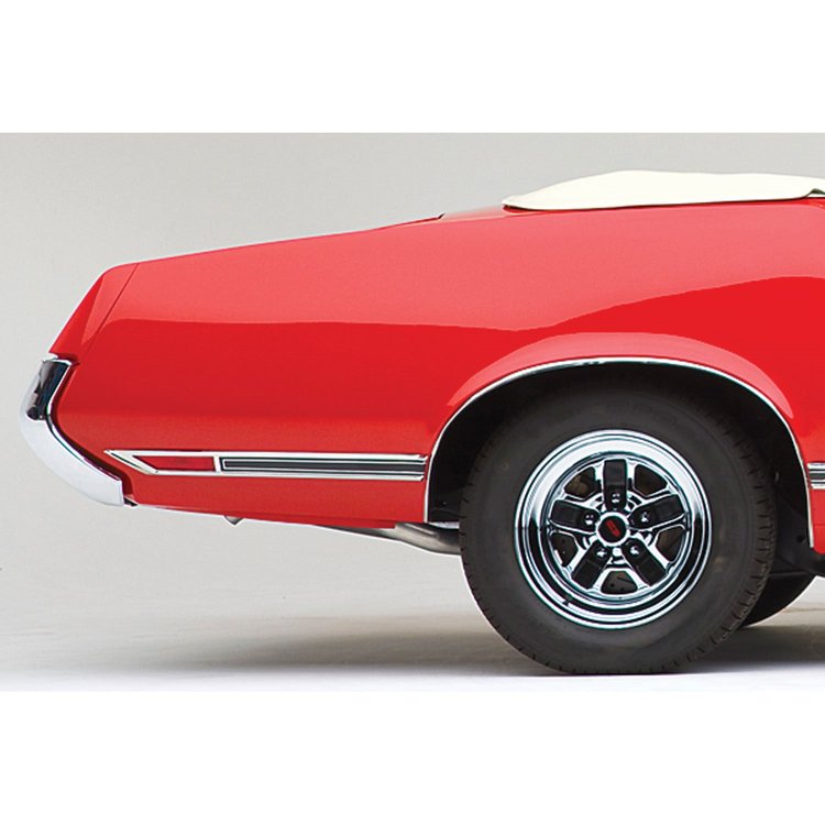 Molding Body Side 1970-71 Cutlass Supreme/SX Rear of Quarter