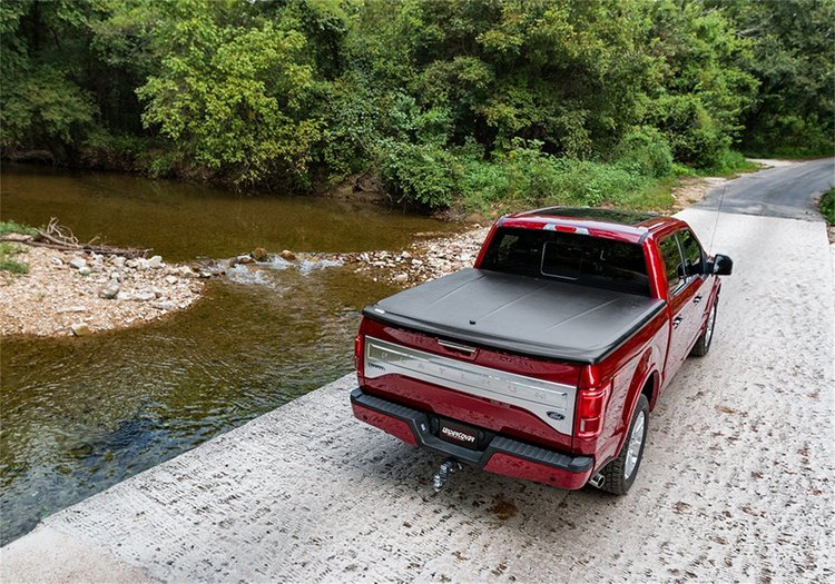 UC8016 SE Hard Non-Folding Cover, Fits Select Honda Ridgeline 5'Bed Crew Cab, Black Textured