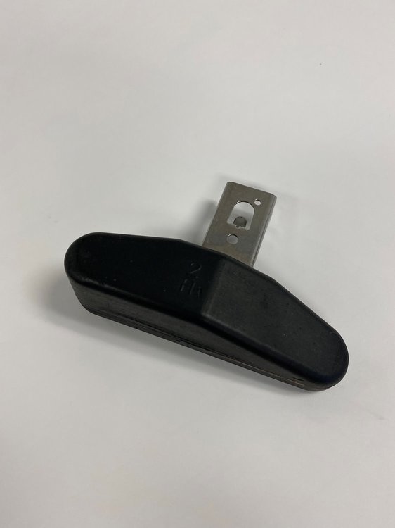 Left Cut Wedge Float Methanol Resistant