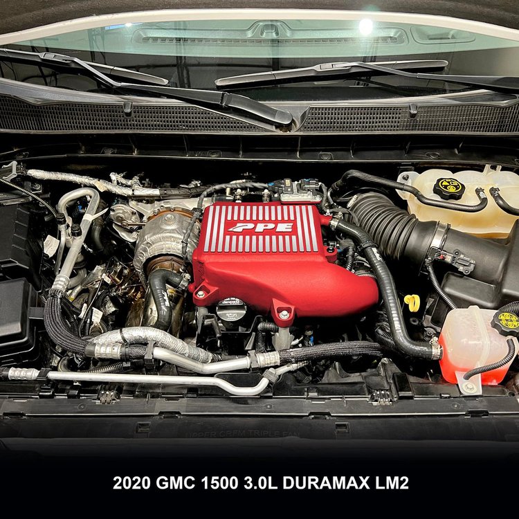 115030012 Intercooler Kit - Water to Air GM 3.0L Duramax LM2 - Red