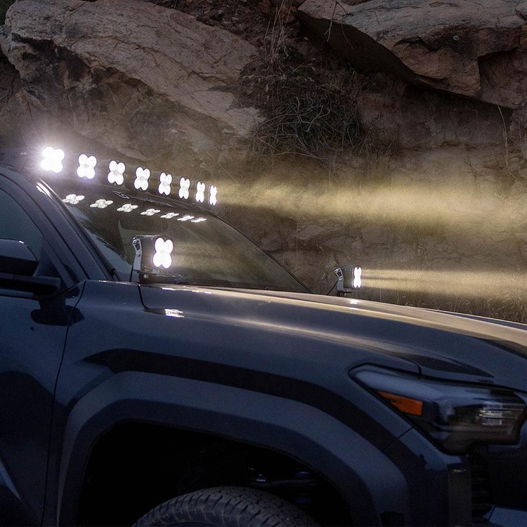 PILLAR LIGHT KIT