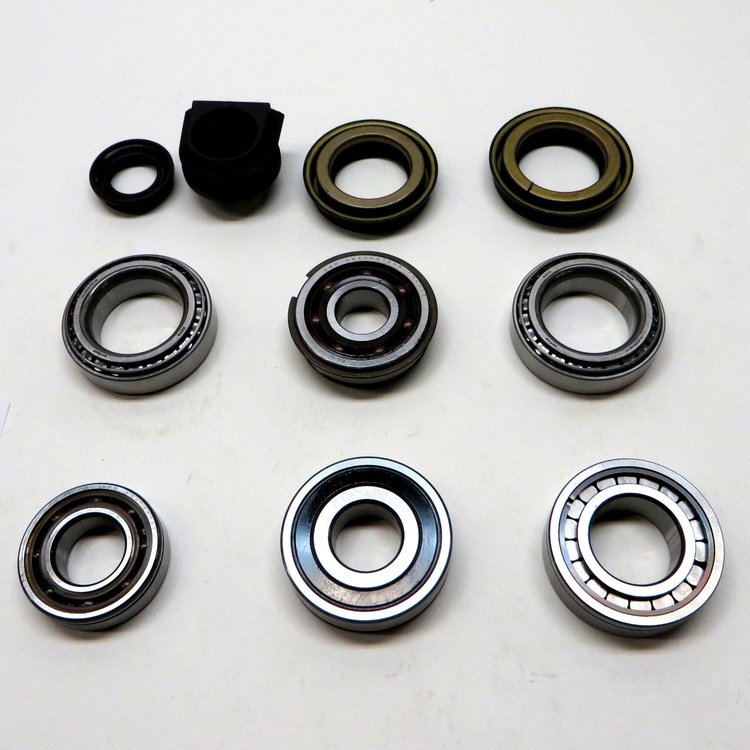 USA Standard 71568 Manual Transmission Bearing Kit, 2002-2004 Mini Cooper 5-Spd.