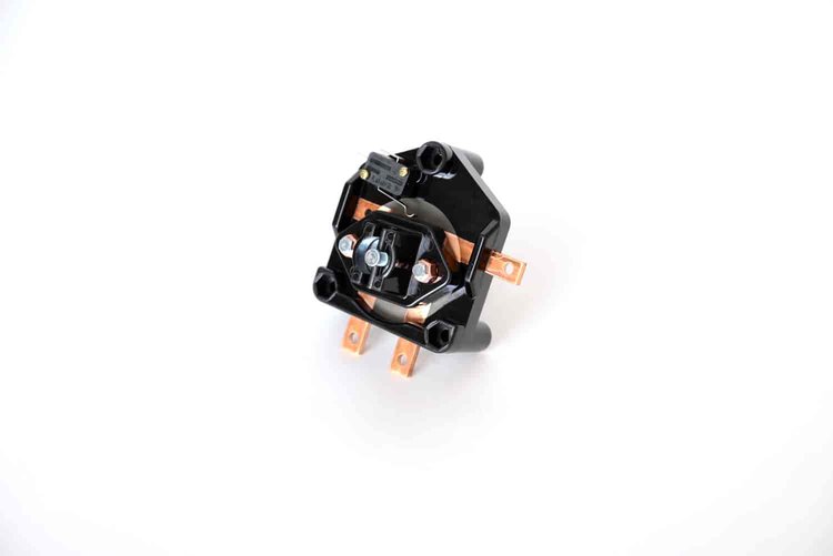 SWITCH ASSEMBLY