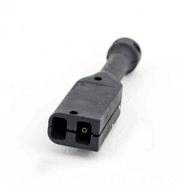 CHARGER PLUG
