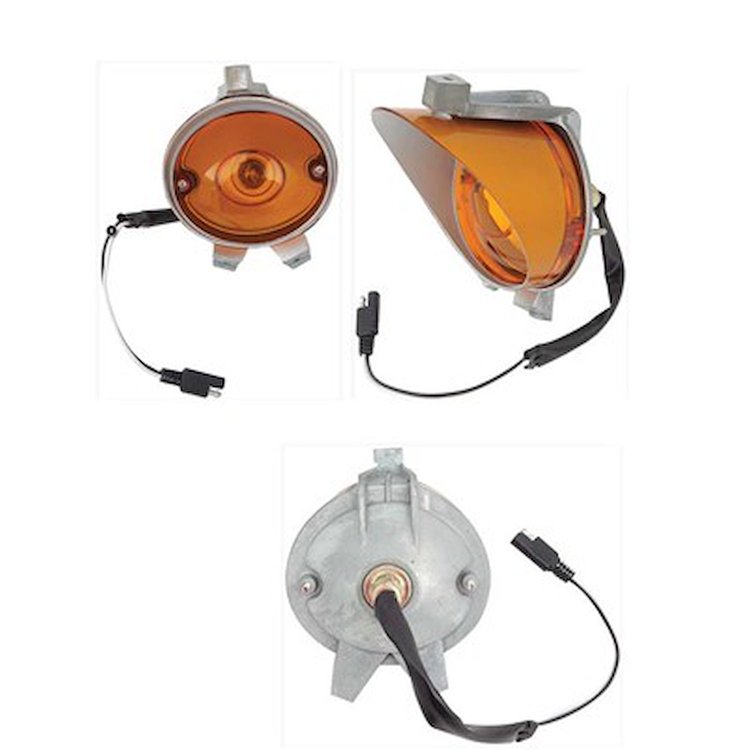 GMK212007170R Right/Passenger Side Park Lamp Assembly for 1970-1971 Dodge Challenger