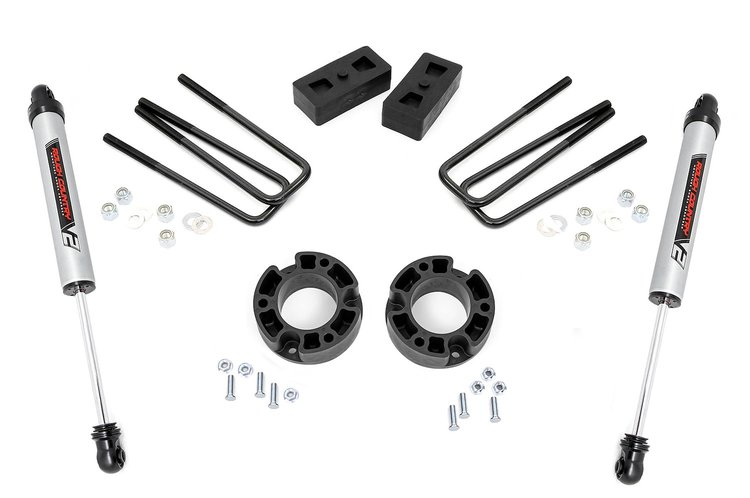 26870 3.5in GM Suspension Lift Kit w/ V2 Shocks (07-13 1500 PU 2WD)