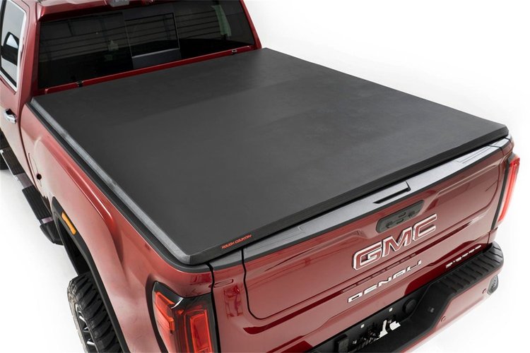 SOFT TRI-FOLD BED COVER